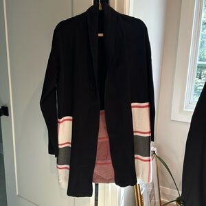 Asks fifth Avenue sweater